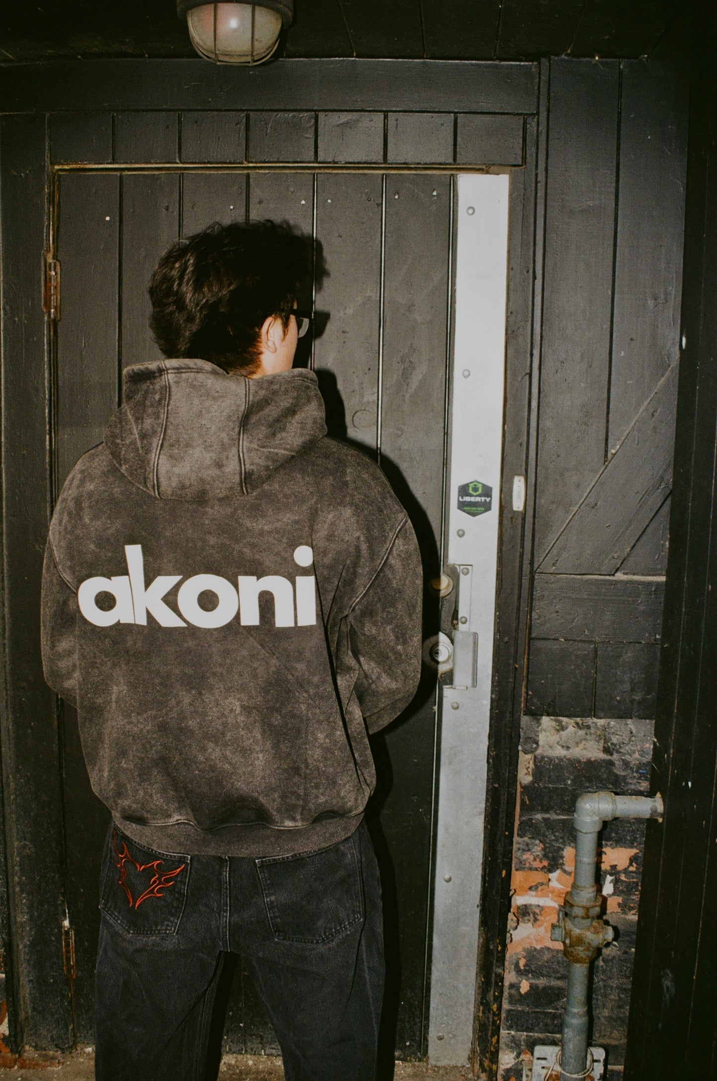 AKONI HERO ZIP-UP